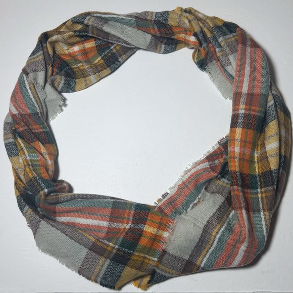 Look Plaid Infinity Scarf - Picture 3 of 6
